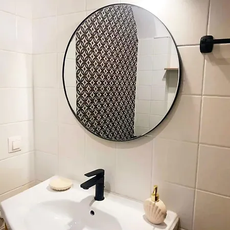 Calma 1 Apartment